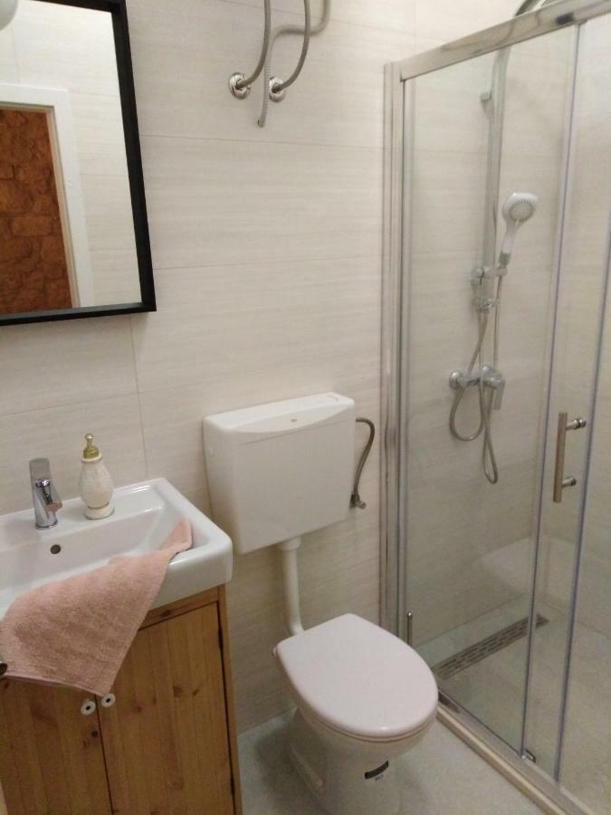 Apartment Iris ตราสนิสเซ ภายนอก รูปภาพ